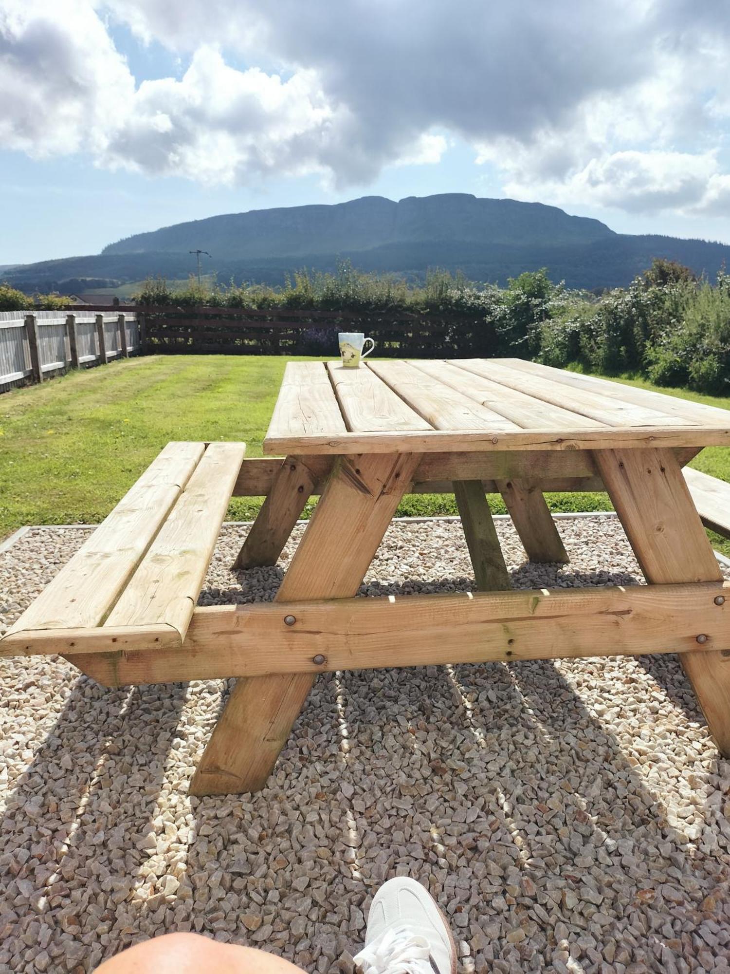 Ballymultimber Cottages - Mountain Views Near Beach Limavady Exteriör bild